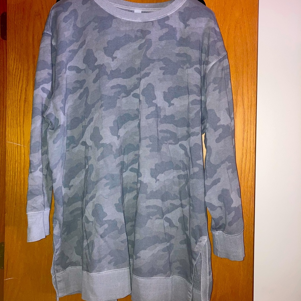 Old navy camouflage tunic sweatshirt